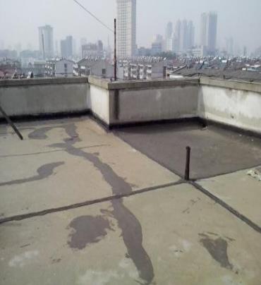 太湖漏水维修 楼顶漏水是什么原因，楼顶漏水维修方法是什么?